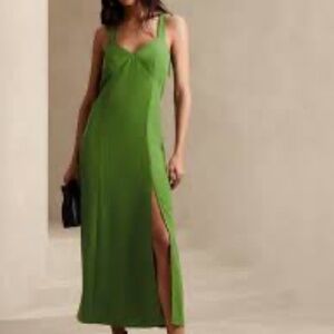 Gorgeous Banana Republic Green stappy dress.